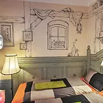 Lavender Circus Hostel, Doubles & Ensuites *