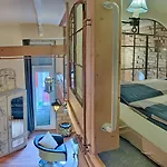 Lavender Circus Hostel, Doubles & Ensuites