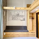 Lavender Circus Hostel, Doubles & Ensuites