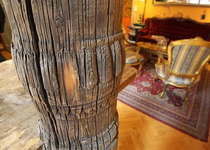 Lavender Circus Hostel, Doubles & Ensuites * Будапешт