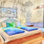 Lavender Circus Hostel, Doubles & Ensuites Hostel Budapešť