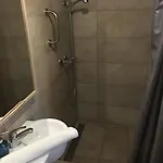 Lavender Circus Hostel, Doubles & Ensuites * Budapešť