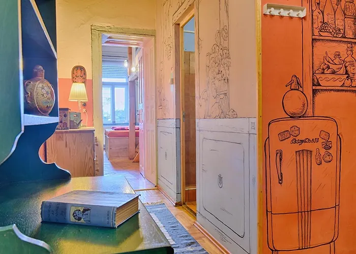 Lavender Circus Hostel, Doubles & Ensuites