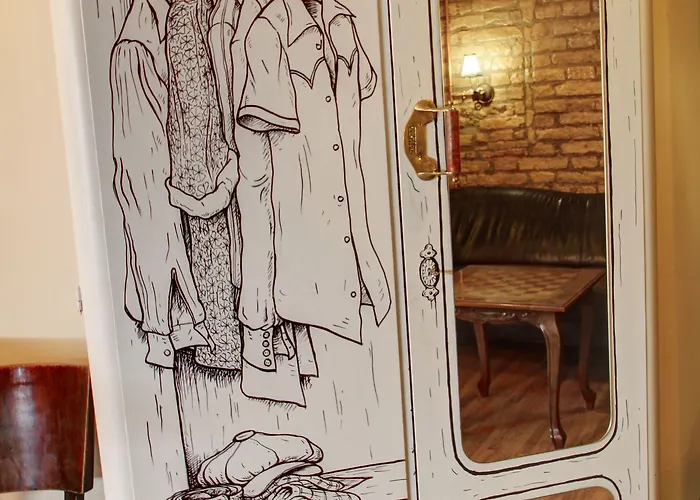 Albergue Lavender Circus Hostel, Doubles & Ensuites