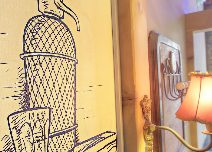 Albergue Lavender Circus Hostel, Doubles & Ensuites *