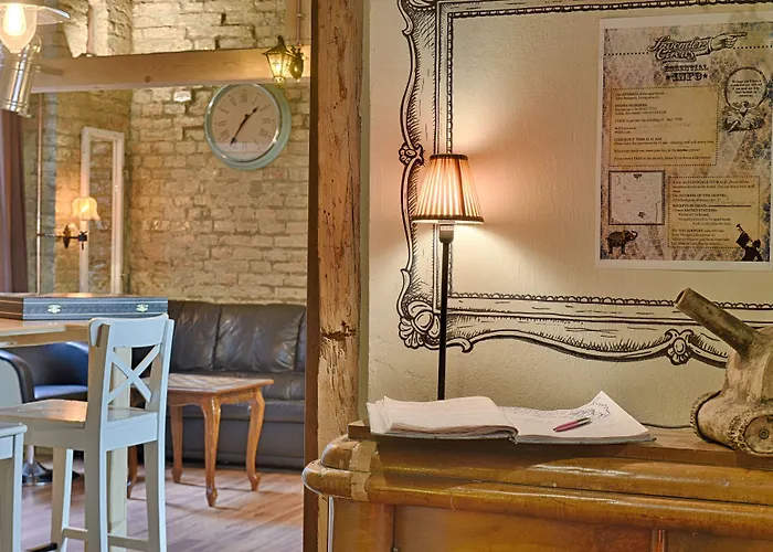 Lavender Circus Hostel, Doubles & Ensuites * Budapeste