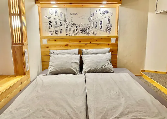 Lavender Circus Hostel, Doubles & Ensuites * Budapeste