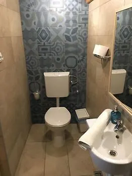 Lavender Circus Hostel, Doubles & Ensuites