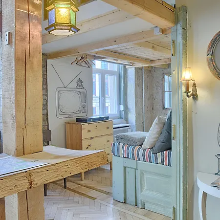 Lavender Circus Hostel, Doubles & Ensuites Budapest