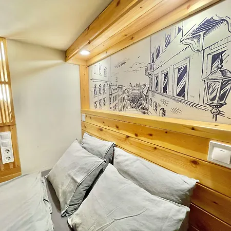 Хостел Lavender Circus Hostel, Doubles & Ensuites Будапешт