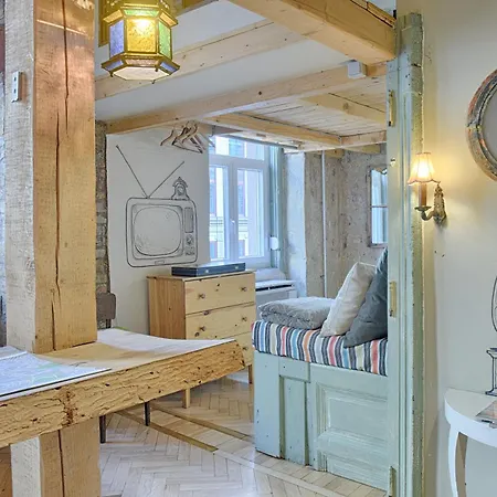 Lavender Circus Hostel, Doubles & Ensuites Budapest