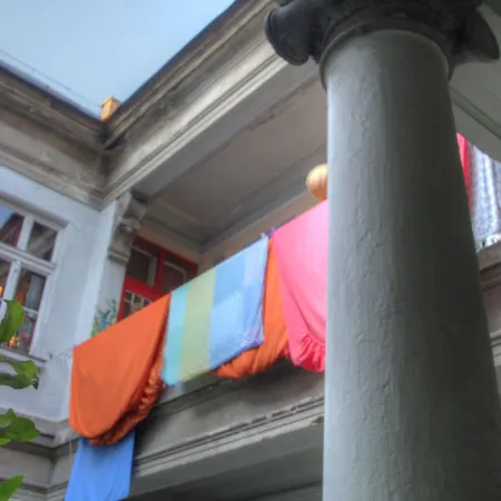 Lavender Circus Hostel, Doubles & Ensuites Hostal Budapest