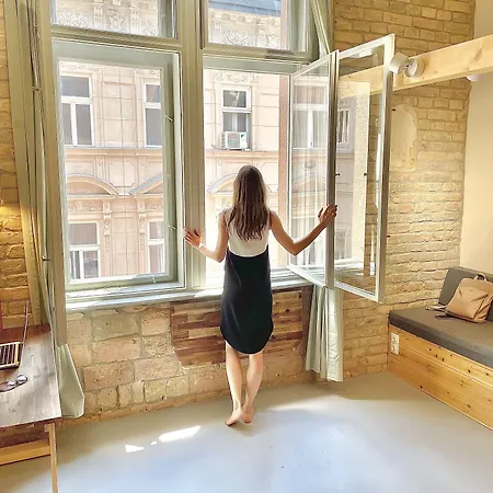 Lavender Circus Hostel, Doubles & Ensuites Budapest