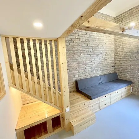 Lavender Circus Hostel, Doubles & Ensuites *