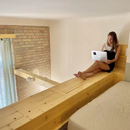 Lavender Circus Hostel, Doubles & Ensuites