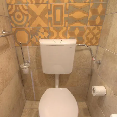 Hostel Lavender Circus Hostel, Doubles & Ensuites Βουδαπέστη