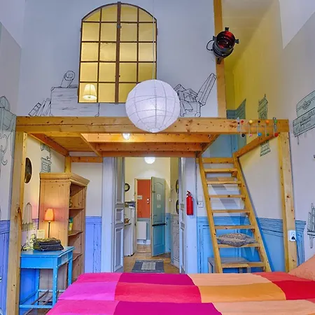 Lavender Circus Hostel, Doubles & Ensuites Vandrerhjem Budapest