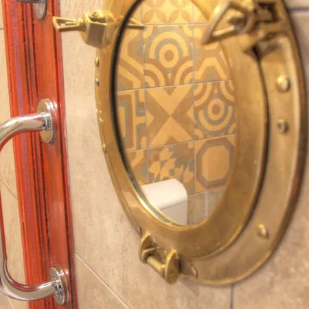 אכסניה Lavender Circus Hostel, Doubles & Ensuites בודפשט