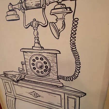 Lavender Circus Hostel, Doubles & Ensuites *